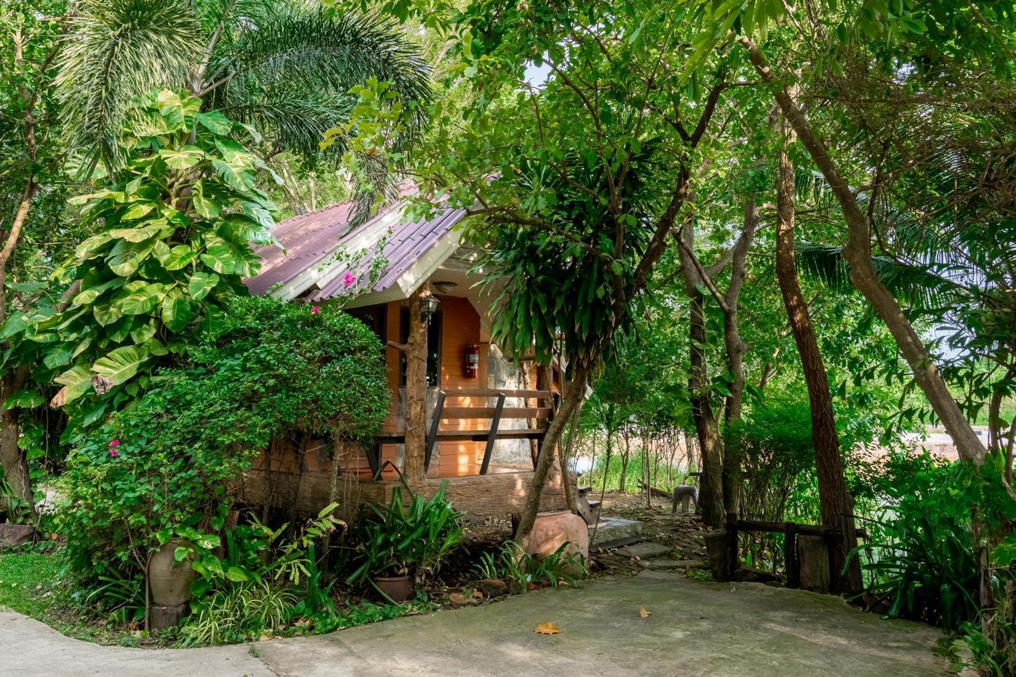เวียงคำ รีสอร์ท Villa Ban Sing Exteriör bild